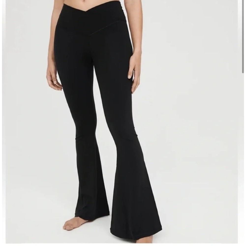 OFFLINE Aerie Leggings Super Flare S Black Crossover High Rise Real Me Yoga Pant